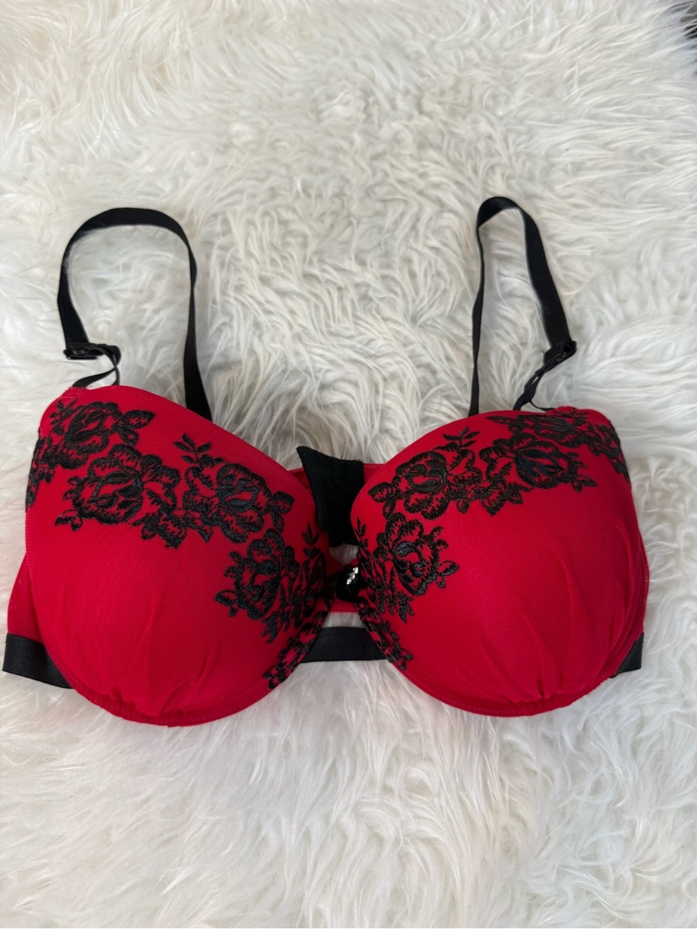 smart & sexy Women’s Size 40 DD Red and Black Lace Demi Underwire Push-Up Bra
